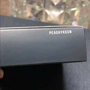 MAC Cosmetics Makeup - MAC Peachykeen Sheertone Shimmer Blush MAC Cosmetics Makeup - MAC Peachykeen Sheertone Shimmer Blush